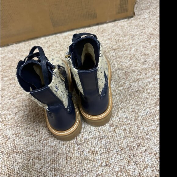 Jimmy Choo Jacquard Monogram Calfskin Cora Flat Combat Women Boots Sand Dune 39 - Picture 2 of 9